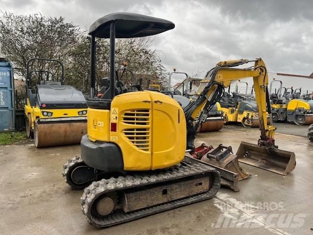 Komatsu PC 26 MR-3 Miniekskavaatorid < 7 t