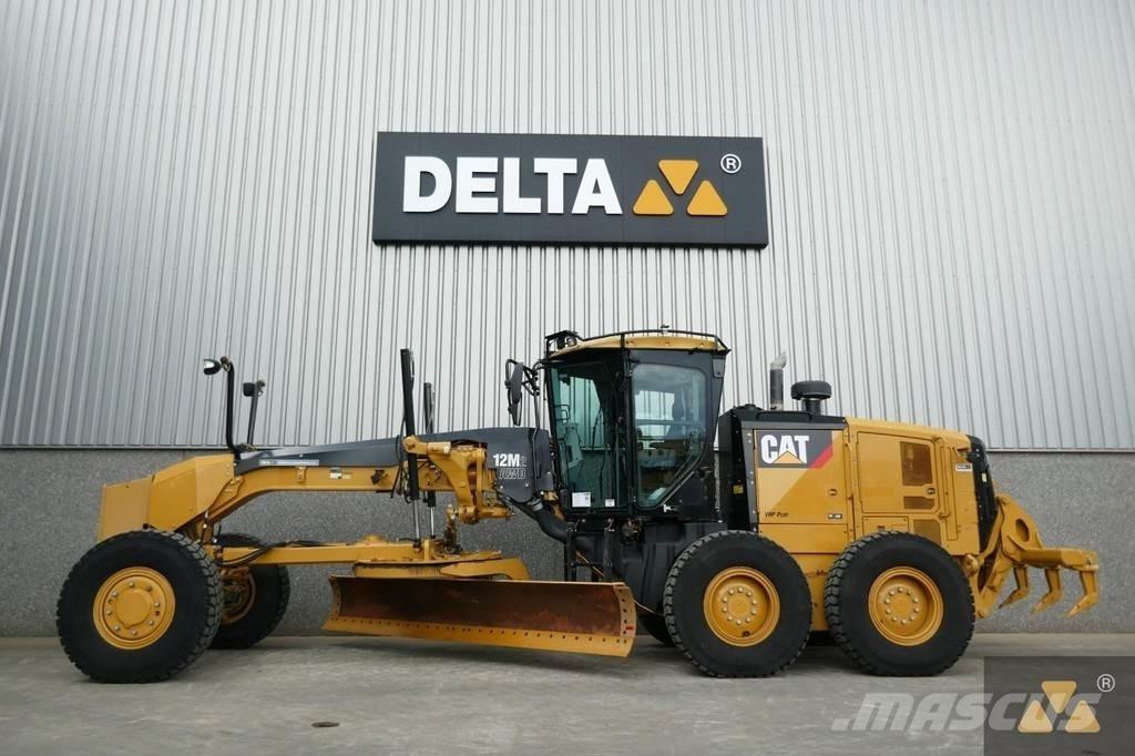 CAT 12M2 AWD Greiderid