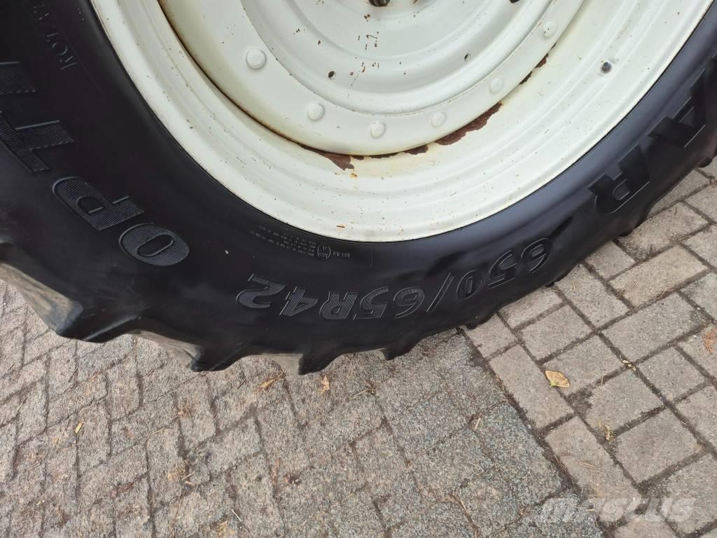 New Holland T 7040 Traktorid