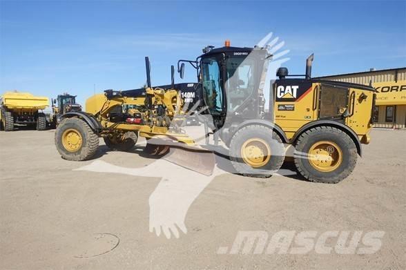 CAT 140M AWD Greiderid