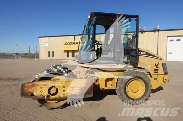 CAT CP-433E Ühe trumliga rullid