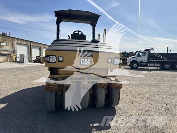 CAT CW14 Pneumorehvidega rullid