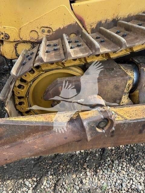 CAT D8T Buldooserid