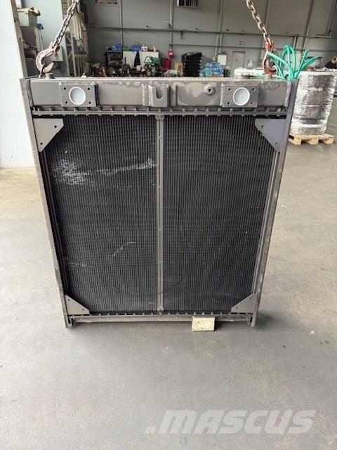 CNH 1140/1345 Radiaatorid