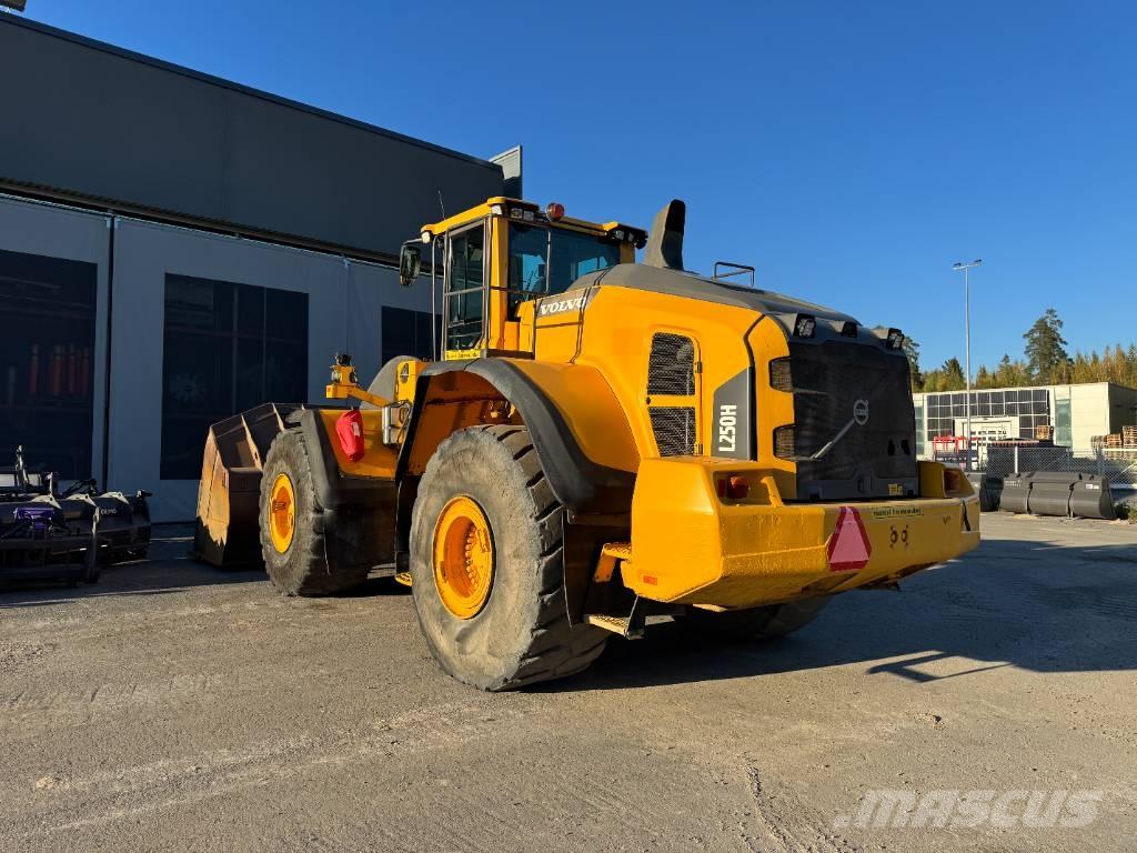 Volvo l 250 H Rataslaadurid