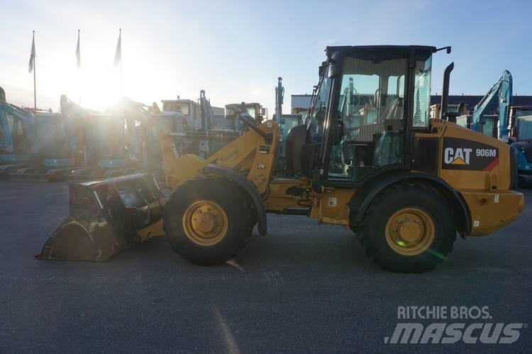 CAT 906 M Rataslaadurid