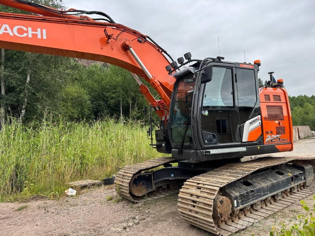 Hitachi ZX 225USLC-7 Roomikekskavaatorid