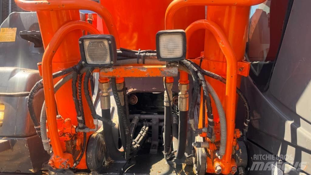 Hitachi ZX 280 LC-3 Roomikekskavaatorid