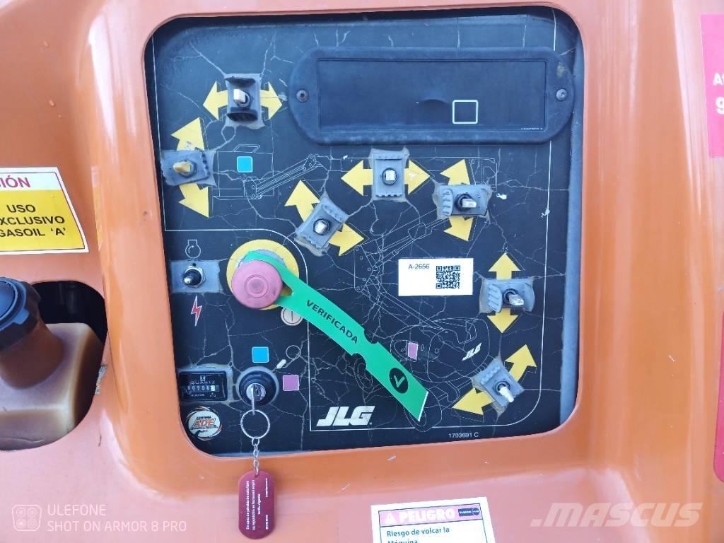 JLG 450 AJS II Iseliikuvad poomtõstukid