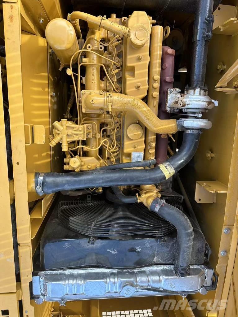 CAT 320 C L Roomikekskavaatorid