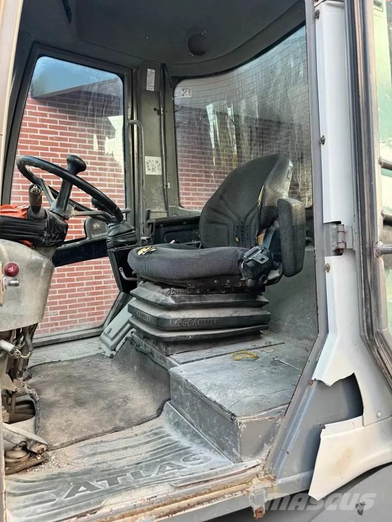 Atlas AR65 Rataslaadurid