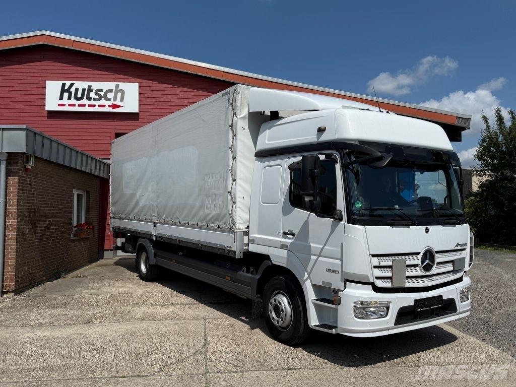 Mercedes-Benz 1530L Tentautod