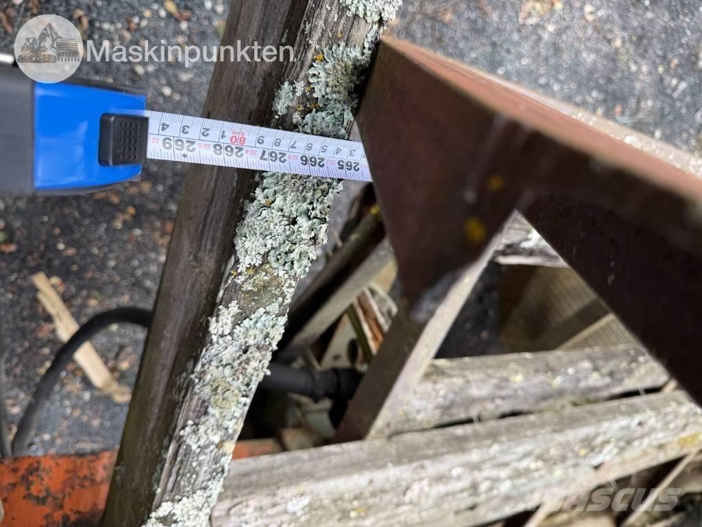  Traktorvagn med kran Muud haagised