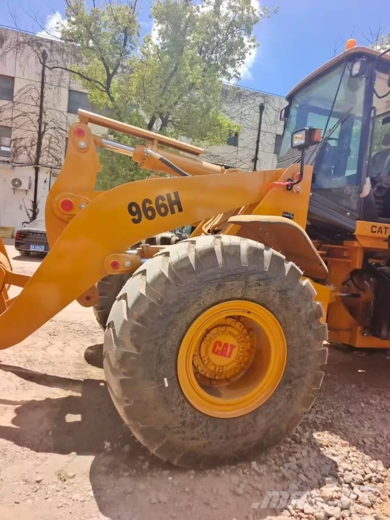 CAT 966 H Rataslaadurid
