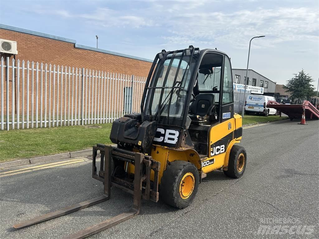 JCB TLT30D 4x4 Kahveltõstukid - muud