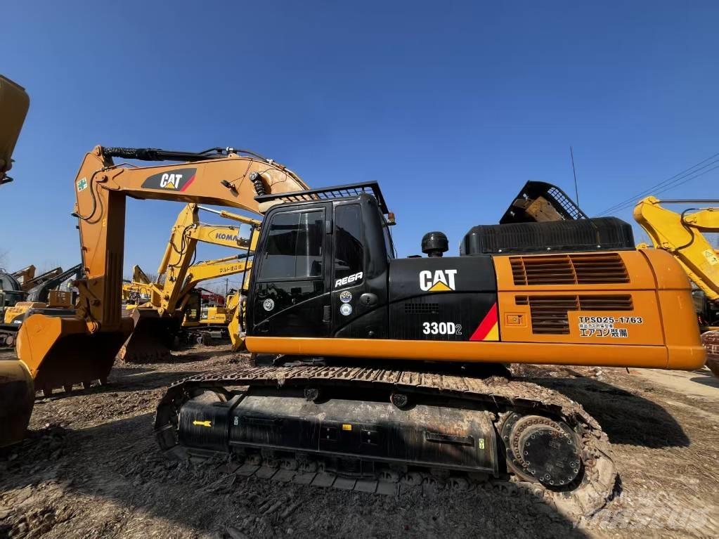 CAT CAT330D2 Väikeekskavaatorid 7t-12t