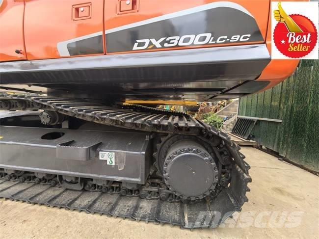 Doosan DX 300 LC Roomikekskavaatorid