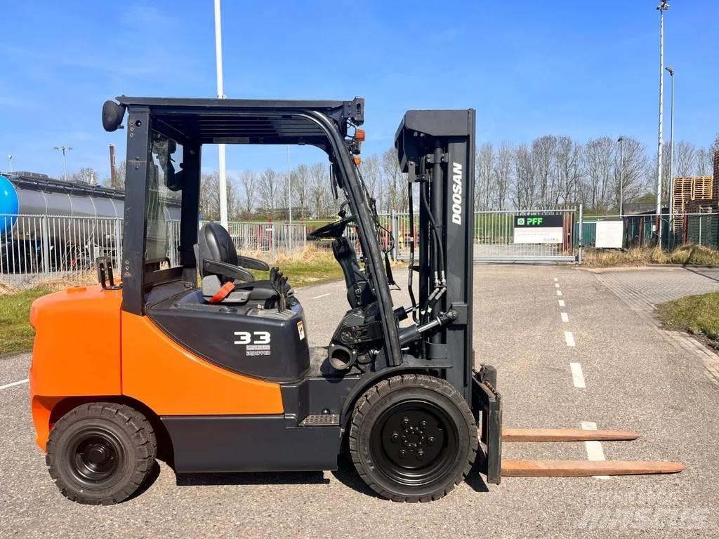 Doosan D33S- 7 Diiseltõstukid
