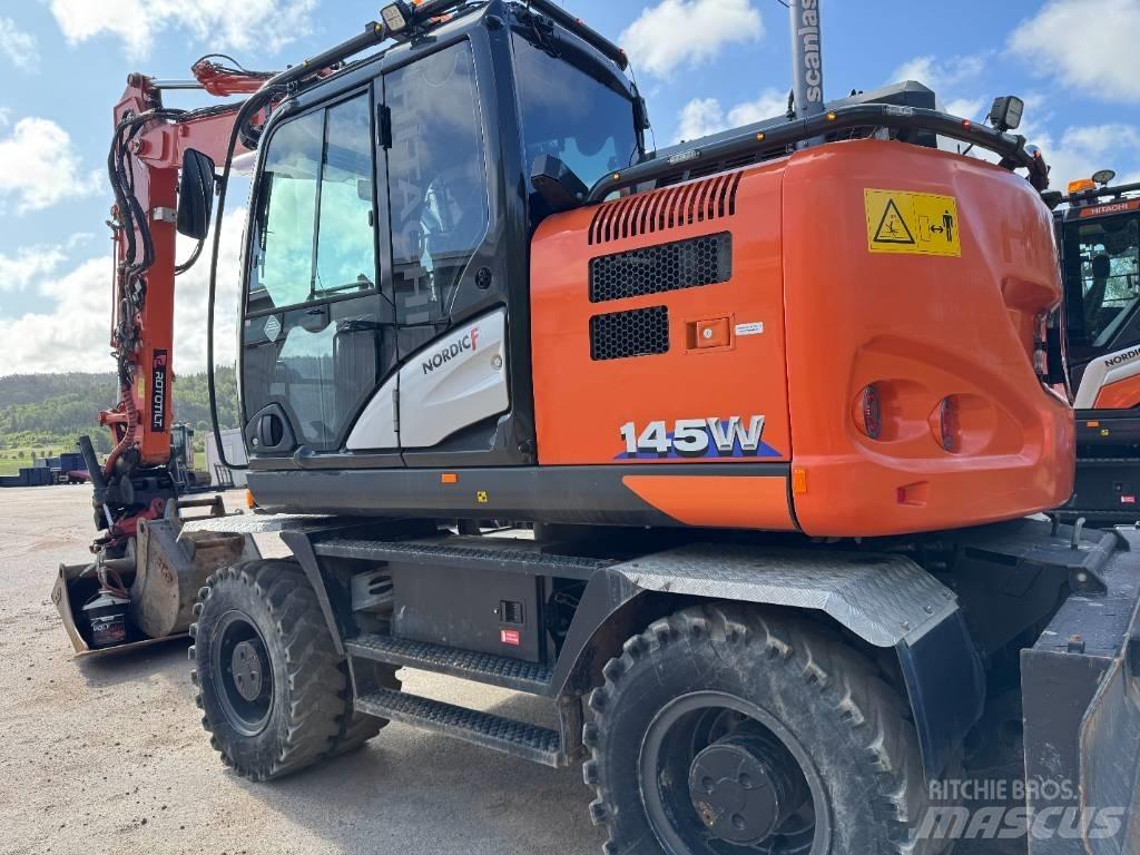 Hitachi ZX 145 W-6 Ratasekskavaatorid