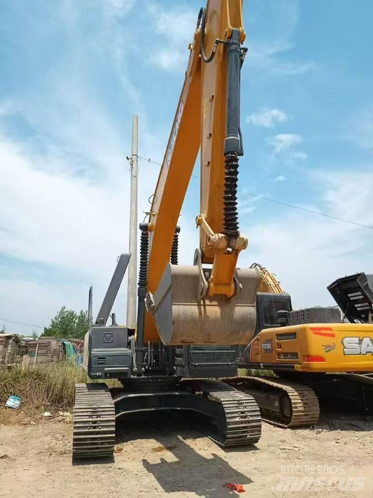 XCMG XE 215 DA Roomikekskavaatorid