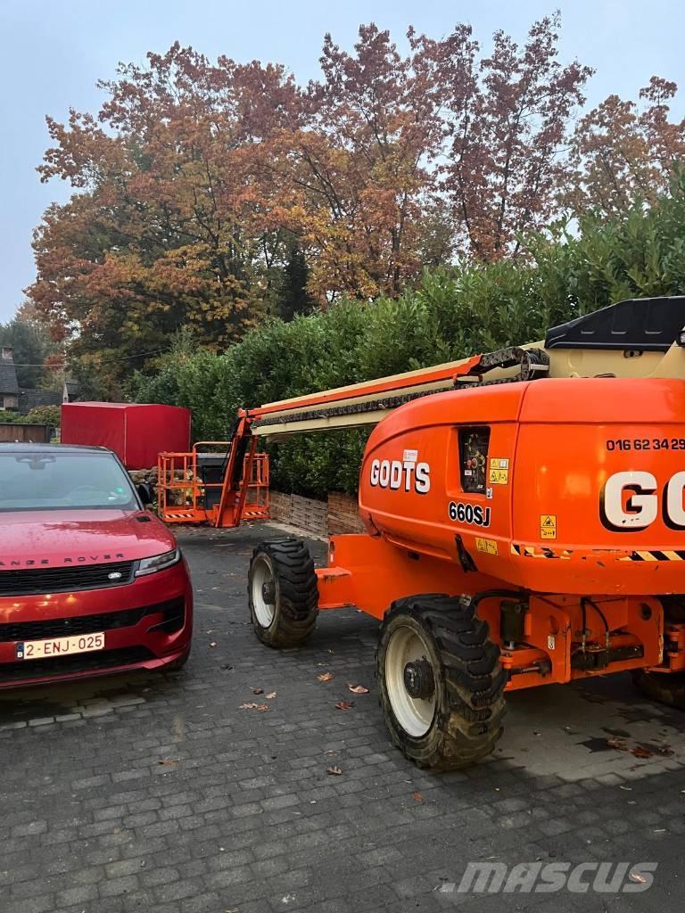JLG 660SJ Teleskoop poomtõstukid