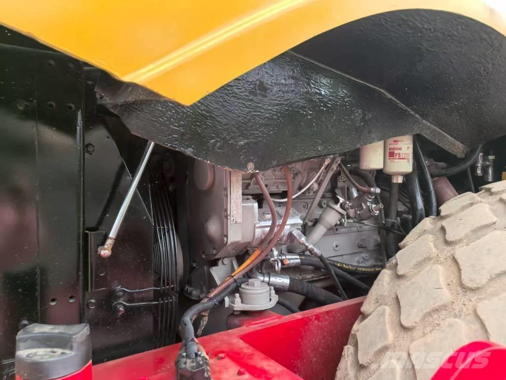 Dynapac CA 602 D Ühe trumliga rullid