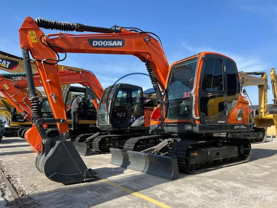 Doosan DX 75-9 C Roomikekskavaatorid