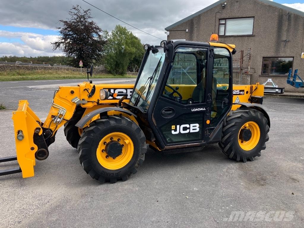 JCB 525-60 Agri Plus Põllumajanduslikud teleskoopkäitlejad