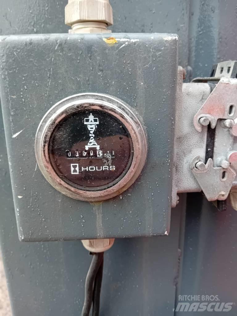SkyJack SJ 16 Vertikaalsed mast tõstukid