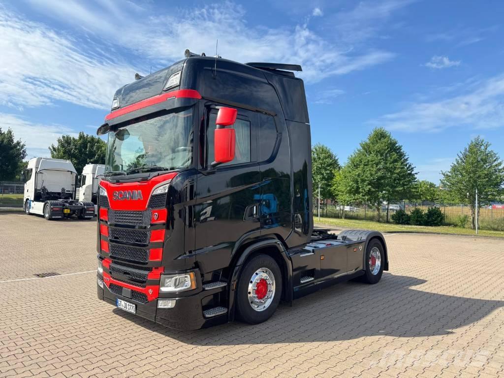 Scania 770 S Sadulveokid