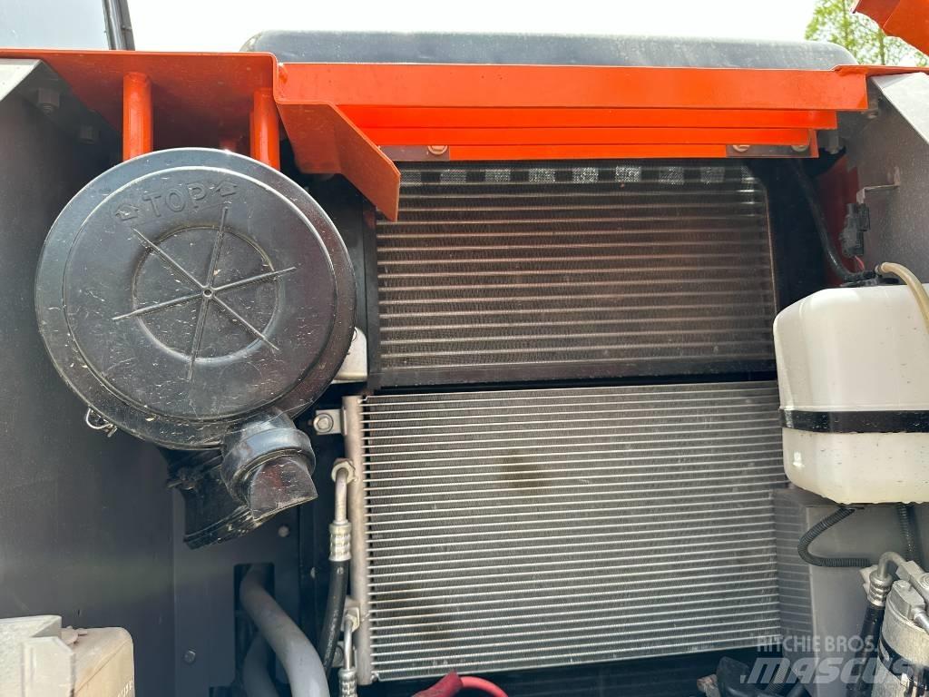 Hitachi ZX 130 K Roomikekskavaatorid