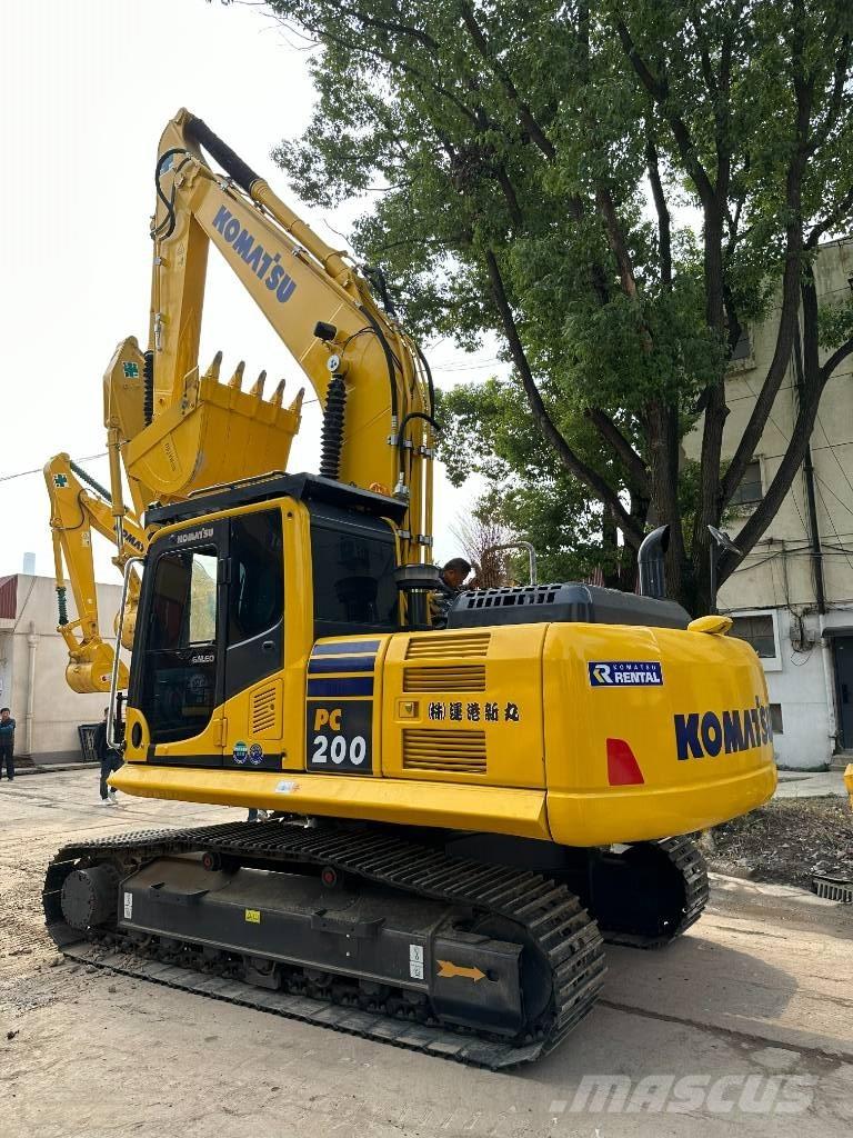 Komatsu PC 200-8N1 Väikeekskavaatorid 7t-12t