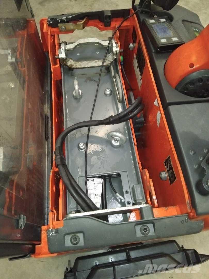 Linde L12AP Platvormiga virnastajad