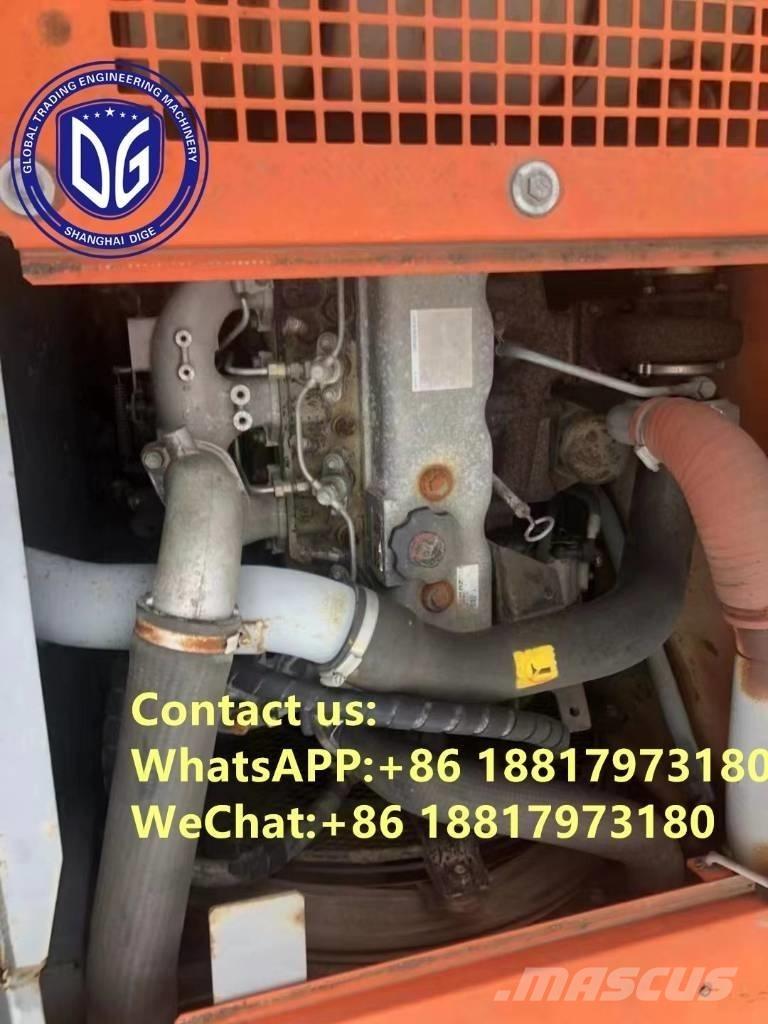 Hitachi ZX 135 US Roomikekskavaatorid