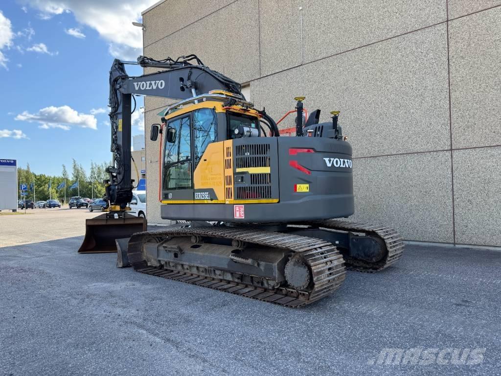 Volvo ECR 235 E Roomikekskavaatorid