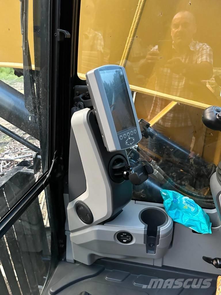 CAT 325 F LCR Roomikekskavaatorid