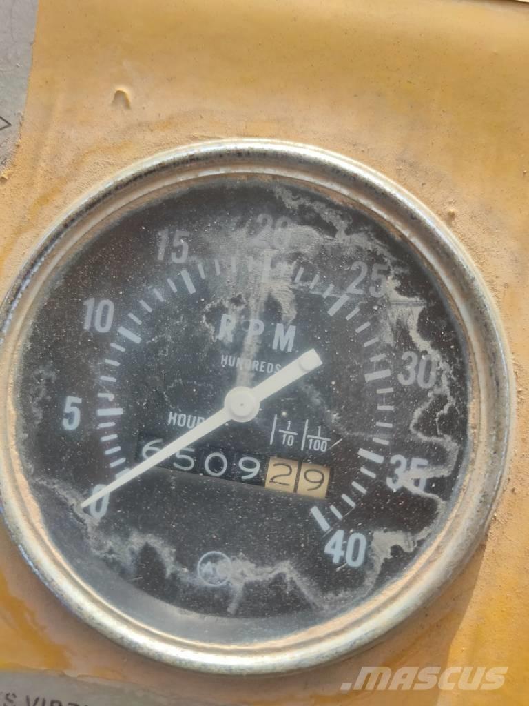 Dynapac CA 25 Pinnasetihendajad