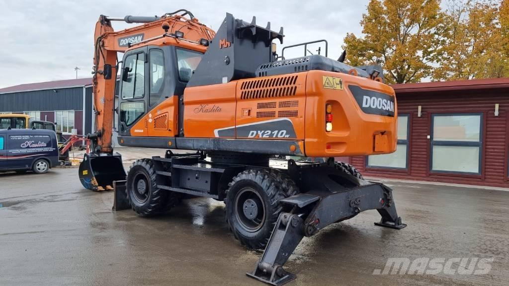 Doosan DX 210 W - 5 Ratasekskavaatorid