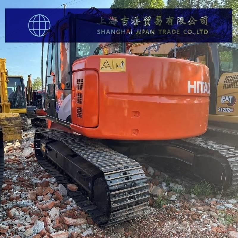 Hitachi ZX 135 Väikeekskavaatorid 7t-12t