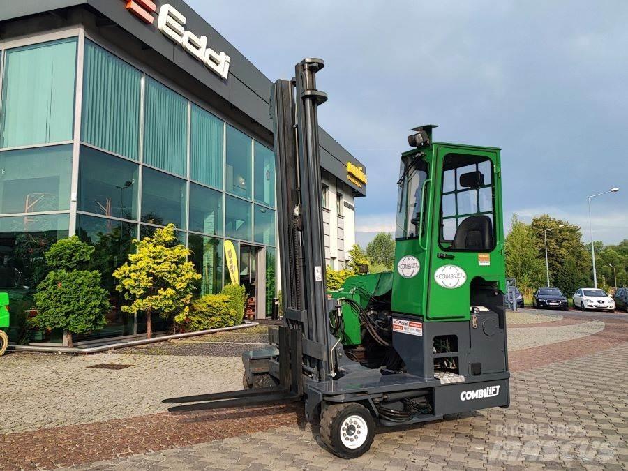 Combilift C4000 Neljasuuna lükandmastiga tõstukid