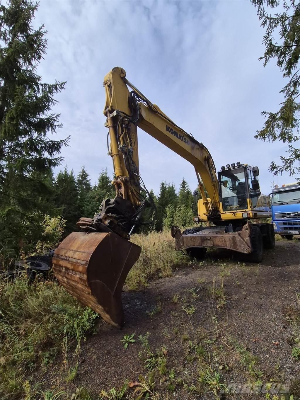 Komatsu PW180 ES-7 Ratasekskavaatorid