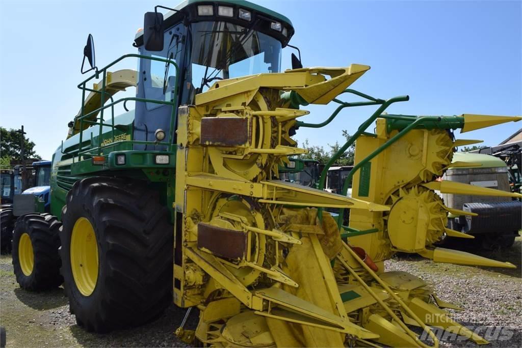 John Deere 7400 Silokombainid