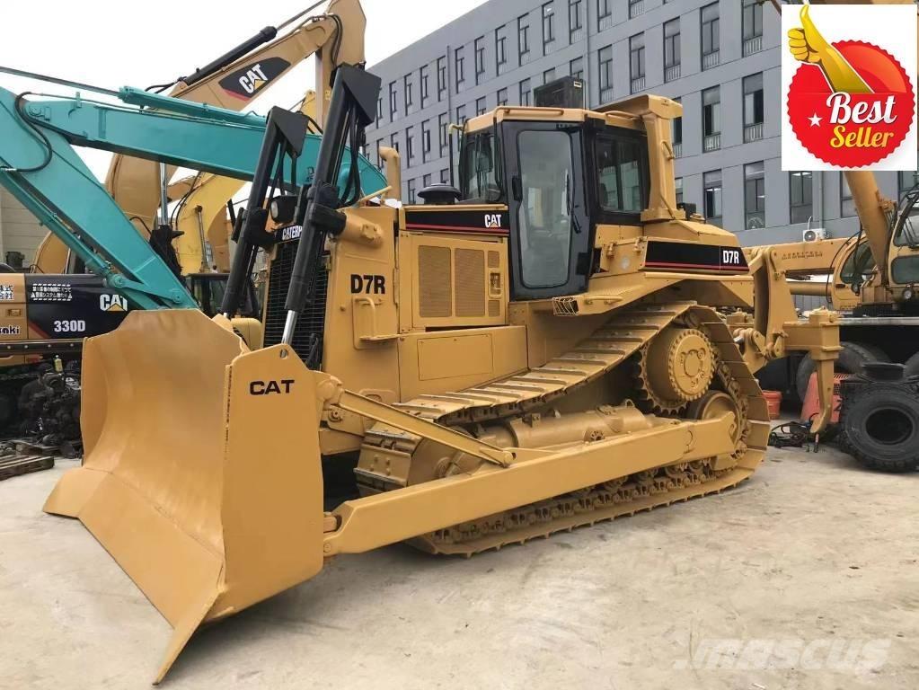 CAT D 7 R Buldooserid