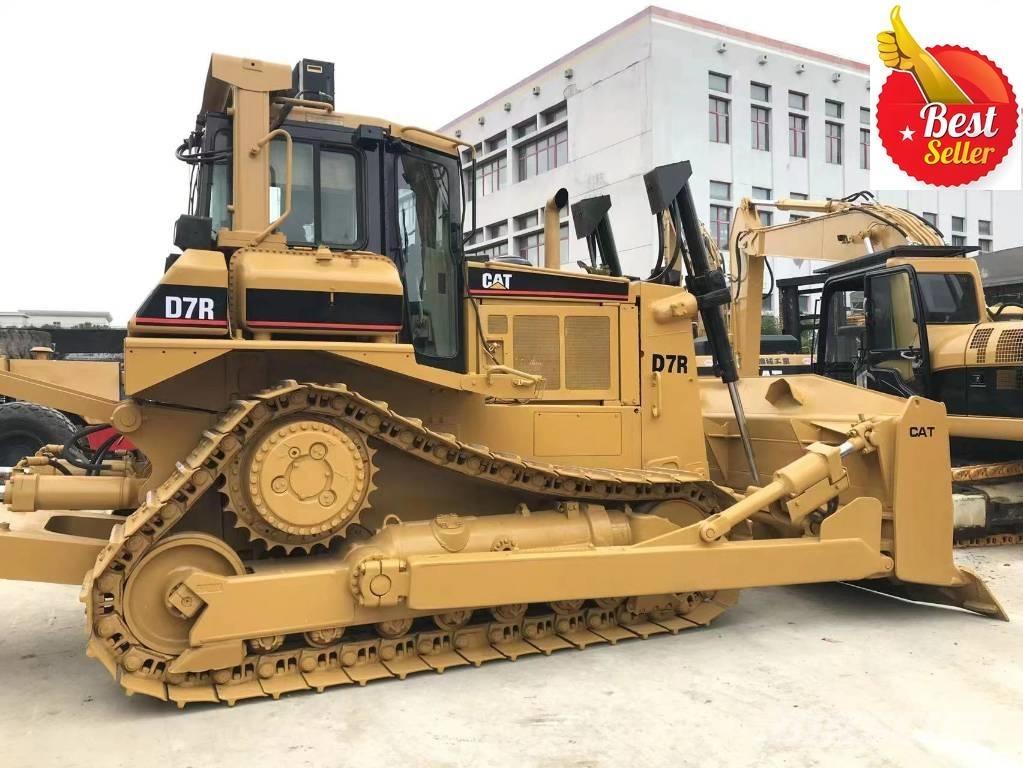 CAT D 7 R Buldooserid