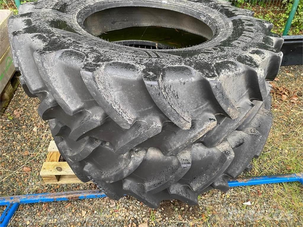 Ceat 420/90R30 Rehvid, rattad ja veljed