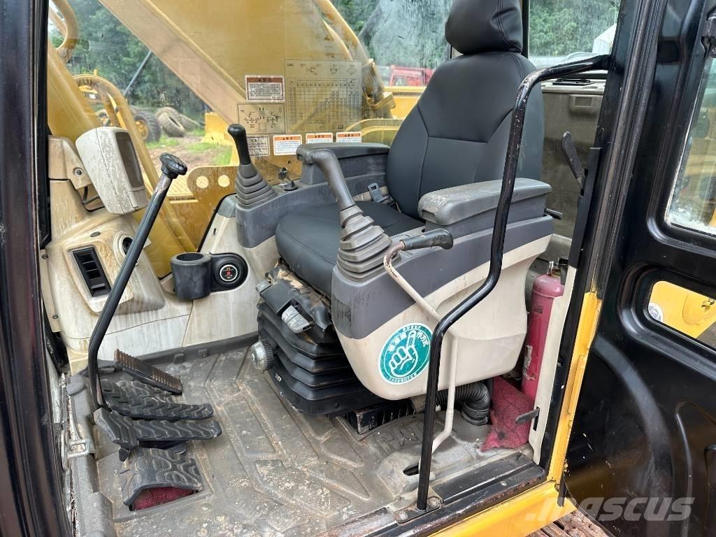 CAT 330CL Roomikekskavaatorid