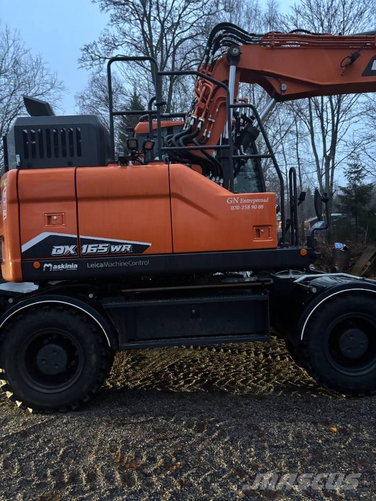 Doosan DX 165 W-7 Ratasekskavaatorid