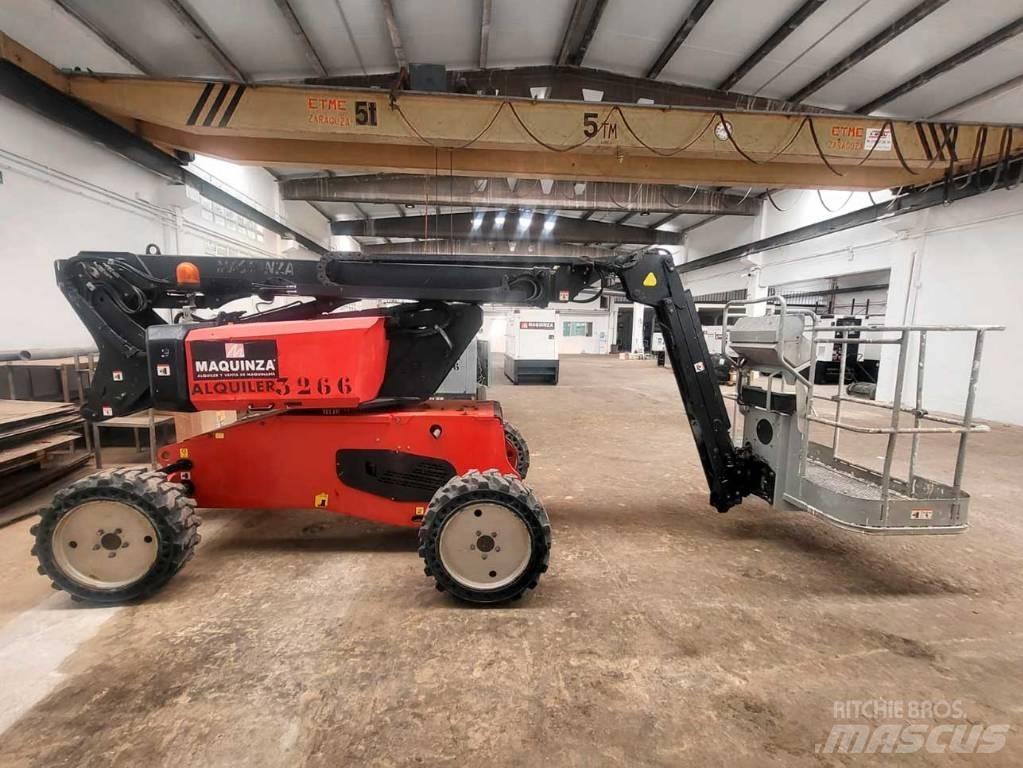 Manitou ManGo 12 Iseliikuvad poomtõstukid