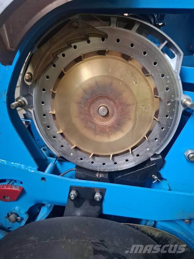 Monosem NG PLUS 6 Täppiskülvikud