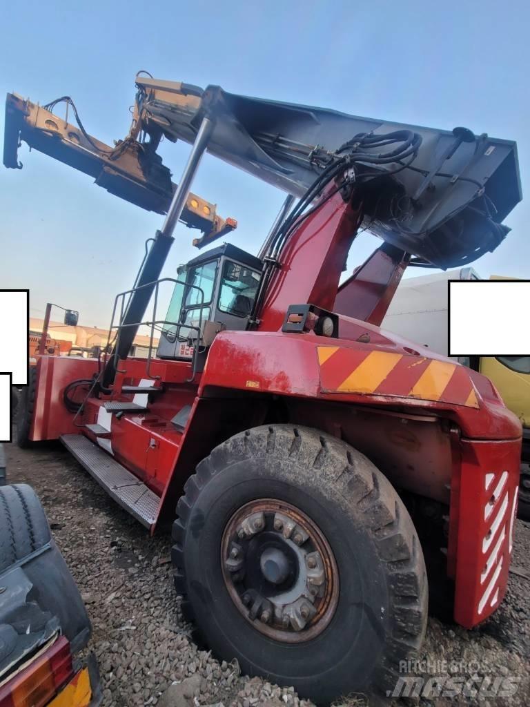 Kalmar DRF 450-60 S5 Konteineritõstukid